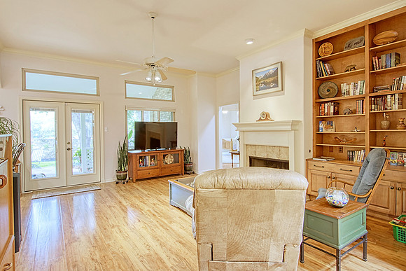 2518 Inwood View (010) MLS