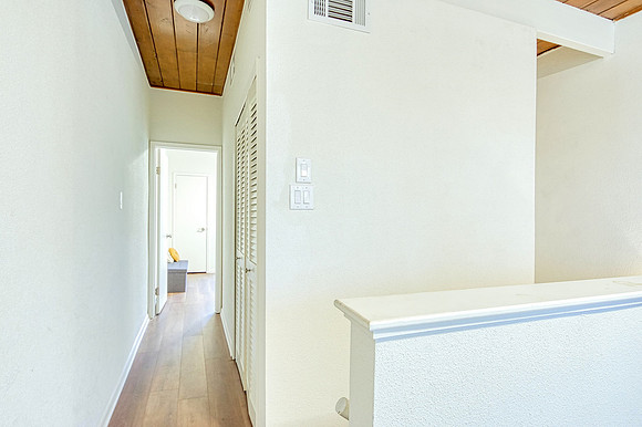 3102 Eisenhauer Rd Unit B11 (032)
