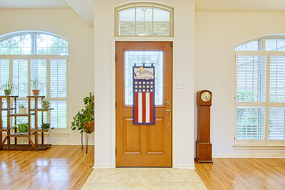 2518 Inwood View MLS (005)