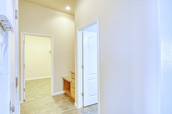 9923 Jon Boat Way (029)