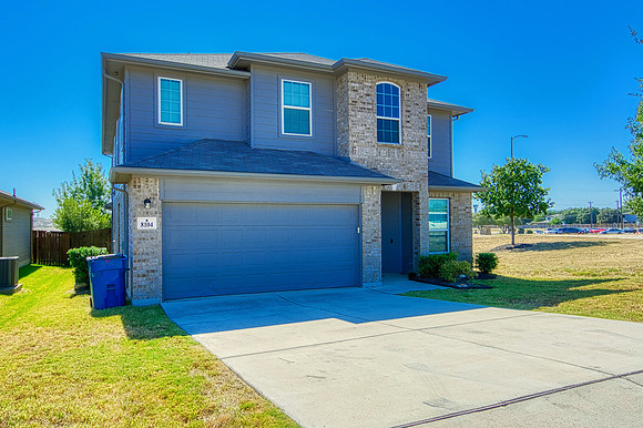 8104 Robin Gate (002)