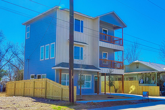 1426 Wyoming Street (002)