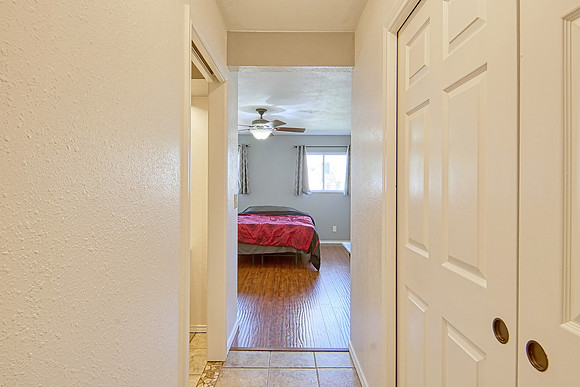 801 Brooks Ave (024)
