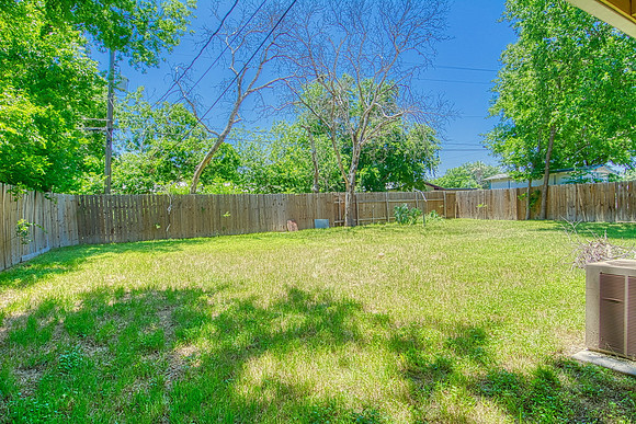 306 Cresham Drive (026)