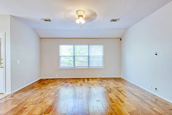 8110 Rosespur Park (021)