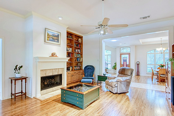 2518 Inwood View (009)