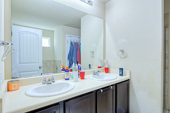 10814 Arkey Ave (035)