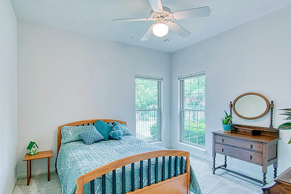 2518 Inwood View (035)