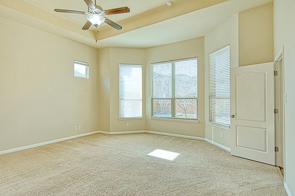 9923 Jon Boat Way (021)