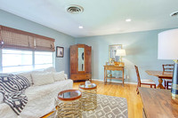 8715 Oak Ledge Dr (012)
