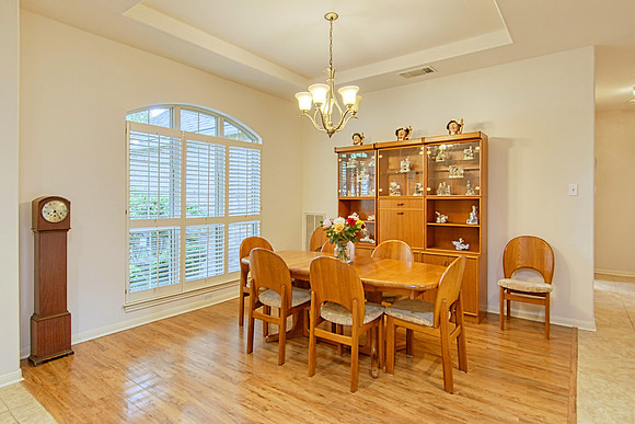 2518 Inwood View MLS (008)
