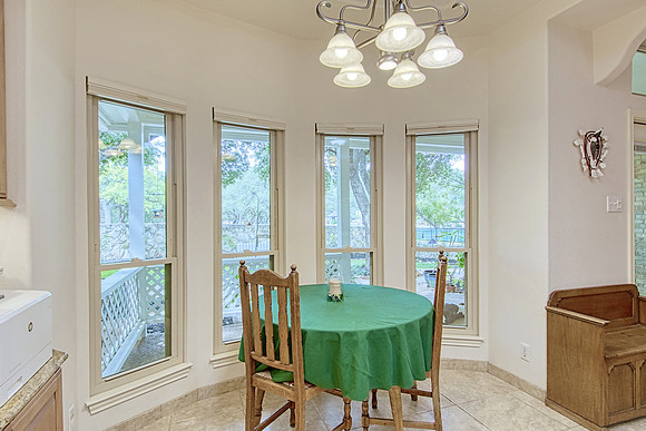 2518 Inwood View (016) MLS